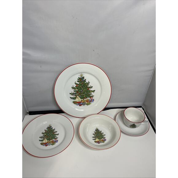 Cuthbertson American Christmas Tree Red Trim 5 Piece Place Setting, Very Good... - Picture 1 of 10